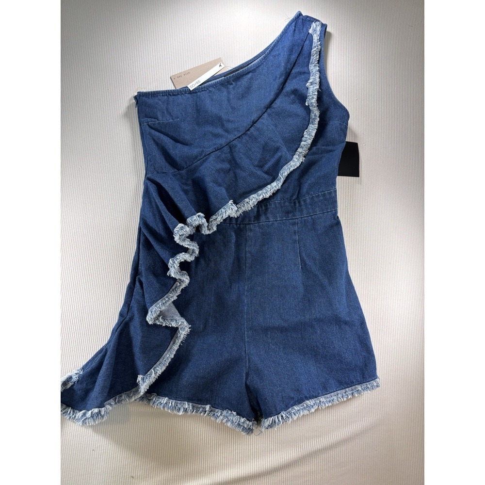 NWT DO+BE One-Shoulder Denim Ruffle Romper Blue Asymmetric Wmn's 10 Raw Hem